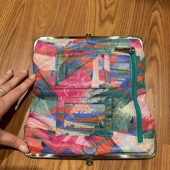 HOBO LAUREN CLUTCH WALLET - Picture 2 of 3